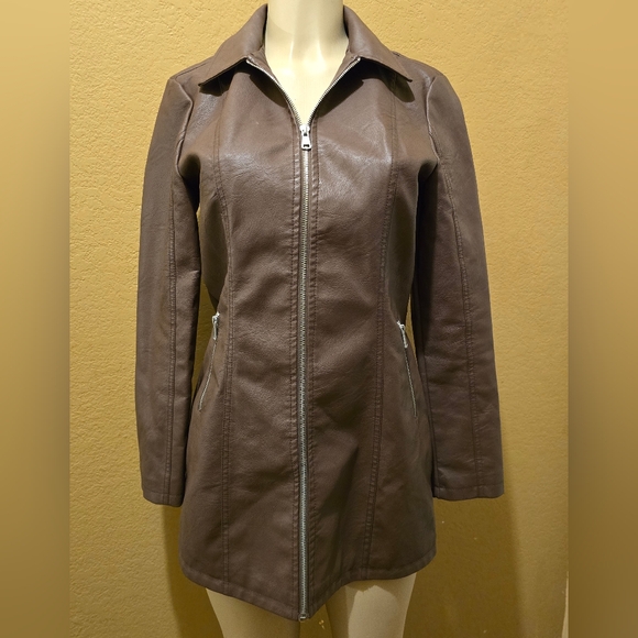 Baccini long faux leather jacket Nwot sz S.   M83T - Picture 1 of 6